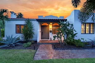 529 Biscayne Dr, West Palm Beach, FL 33401 - Photo 1