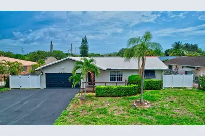 4274 NW 2nd Court, Boca Raton, FL 33431 - Photo 1