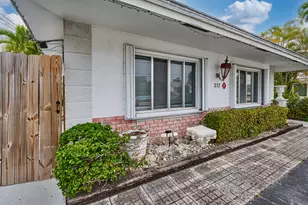 317 SE 12th Ave, Pompano Beach, FL 33060 - Photo 1