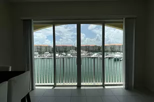 10 Harbour Isle Dr E, Fort Pierce, FL 34949 - Photo 1