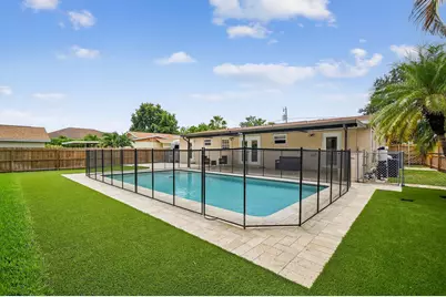 2305 Bermuda Drive, West Palm Beach, FL 33406 - Photo 1