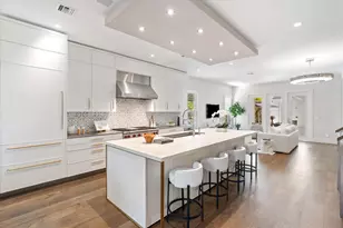 7033 Edison Pl, Palm Beach Gardens, FL 33418 - Photo 1