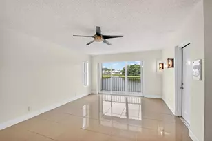 1002 Green Pine Blvd, West Palm Beach, FL 33409 - Photo 1