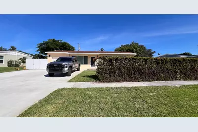 124 Abaco Drive, Palm Springs, FL 33461 - Photo 1