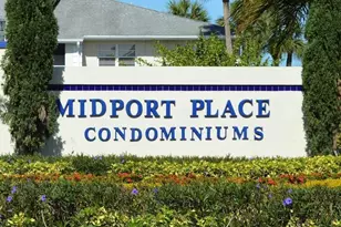 1531 SE Royal Green Cir, Port Saint Lucie, FL 34952 - Photo 1