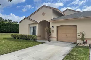 9761 Boca Gardens Cir N, Boca Raton, FL 33496 - Photo 1