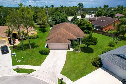 102 Oxford Court, Royal Palm Beach, FL 33411 - Photo 1