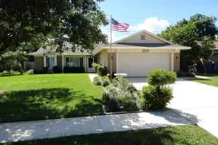 1417 McDermott Ln, Royal Palm Beach, FL 33411 - Photo 1