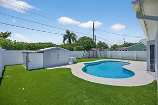 516 E Whitney Dr, Jupiter, FL 33458 - Photo 1