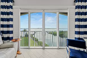 4 E Harbour Isle Ph Dr Unit, Fort Pierce, FL 34949 - Photo 1