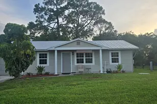 1162 SE Floresta Dr, Port Saint Lucie, FL 34953 - Photo 1