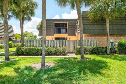 624 6th Way, West Palm Beach, FL 33407 - Photo 1