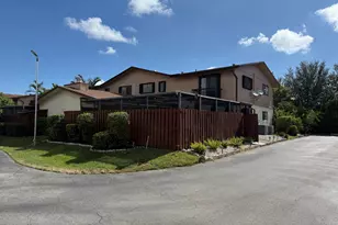 4296 S Landar Dr, Lake Worth, FL 33463 - Photo 1