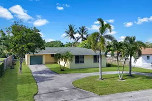 2022 Collier Ave, Lake Worth, FL 33461 - Photo 1