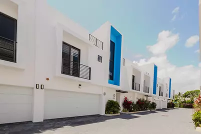 2669 NE 8th Avenue, Wilton Manors, FL 33334 - Photo 1