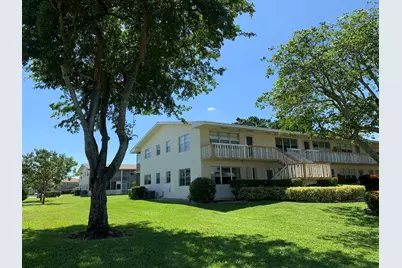 139 Canterbury F, West Palm Beach, FL 33417 - Photo 1