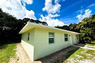 2149 Sibley Ave, Fort Pierce, FL 34982 - Photo 1