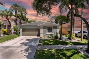 7711 Oak Grove Cir, Lake Worth, FL 33467 - Photo 1