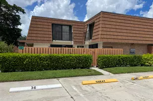 239 Charter Way, West Palm Beach, FL 33407 - Photo 1