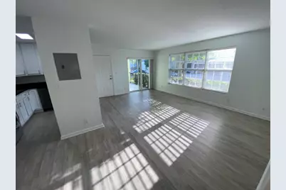 102 N Lakeside Drive #1, Lake Worth, FL 33460 - Photo 1