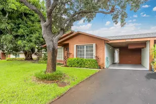 2667 SE 27th Ln, Boynton Beach, FL 33435 - Photo 1