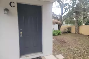 2002 S 10th St, Fort Pierce, FL 34950 - Photo 1