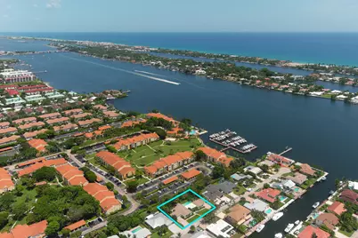 136 Lucina Drive, Hypoluxo, FL 33462 - Photo 1