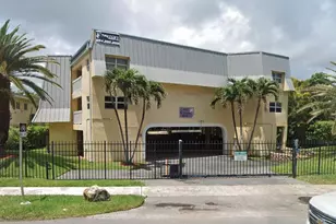 961 S Ocean Dr, Deerfield Beach, FL 33441 - Photo 1