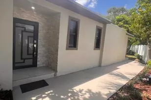 327 Kingsbridge St, Boca Raton, FL 33487 - Photo 1