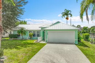 450 SW Dauphin Ave, Port Saint Lucie, FL 34953 - Photo 1