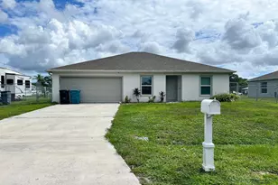 2371 SW Chestnut Ln Ln, Port Saint Lucie, FL 34953 - Photo 1