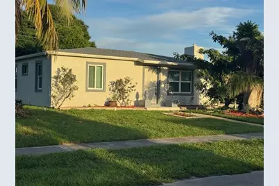 2329 West Dr, West Palm Beach, FL 33409 - Photo 1