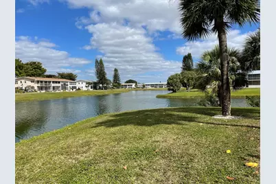 227 Somerset L, West Palm Beach, FL 33417 - Photo 1