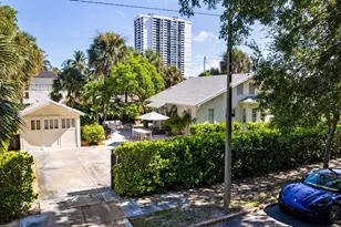 5301 N Flagler Dr, West Palm Beach, FL 33407 - Photo 1