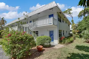 2929 SE Ocean Blvd Unit, Stuart, FL 34996 - Photo 1