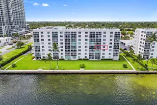 301 Lake Shore Dr Unit, Lake Park, FL 33403 - Photo 1