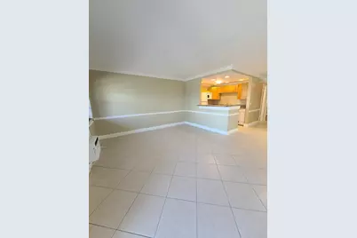 37 Windsor B, West Palm Beach, FL 33417 - Photo 1