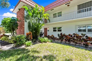 2600 SE Ocean Blvd Unit, Stuart, FL 34996 - Photo 1