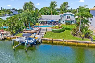 724 Kittyhawk Way, North Palm Beach, FL 33408 - Photo 1