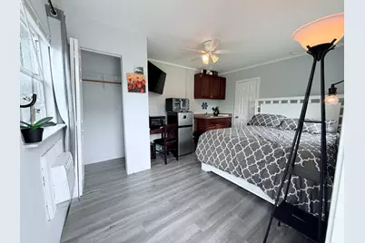 517 Kanuga Drive, Unit #4, West Palm Beach, FL 33401 - Photo 1