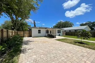 1564 SW 28th Terrace, Fort Lauderdale, FL 33312 - Photo 1