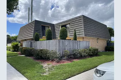 1617 16th Way, West Palm Beach, FL 33407 - Photo 1