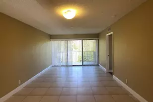 1601 Balfour Point Dr, West Palm Beach, FL 33411 - Photo 1