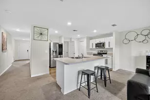 2462 SE Watercrest St, Port Saint Lucie, FL 34984 - Photo 1