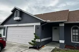 917 SE Streamlet Ave, Port Saint Lucie, FL 34983 - Photo 1