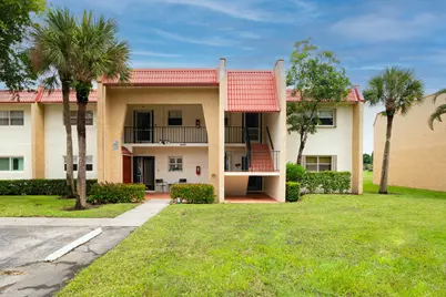 125 Lake Evelyn Drive, West Palm Beach, FL 33411 - Photo 1