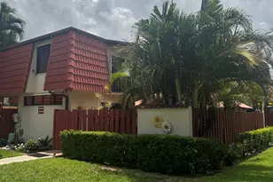 3918 Victoria Dr, West Palm Beach, FL 33406 - Photo 1