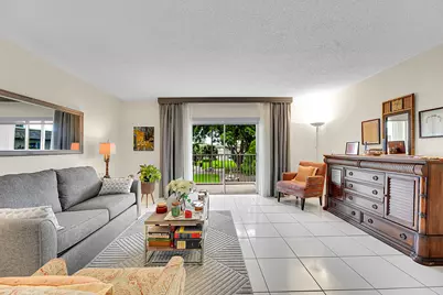 216 Oxford 200 #216, West Palm Beach, FL 33417 - Photo 1