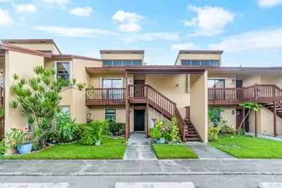 608 Lakeview Drive E, Royal Palm Beach, FL 33411 - Photo 1