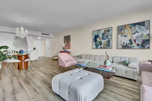 2000 Presidential Way Unit, West Palm Beach, FL 33401 - Photo 1